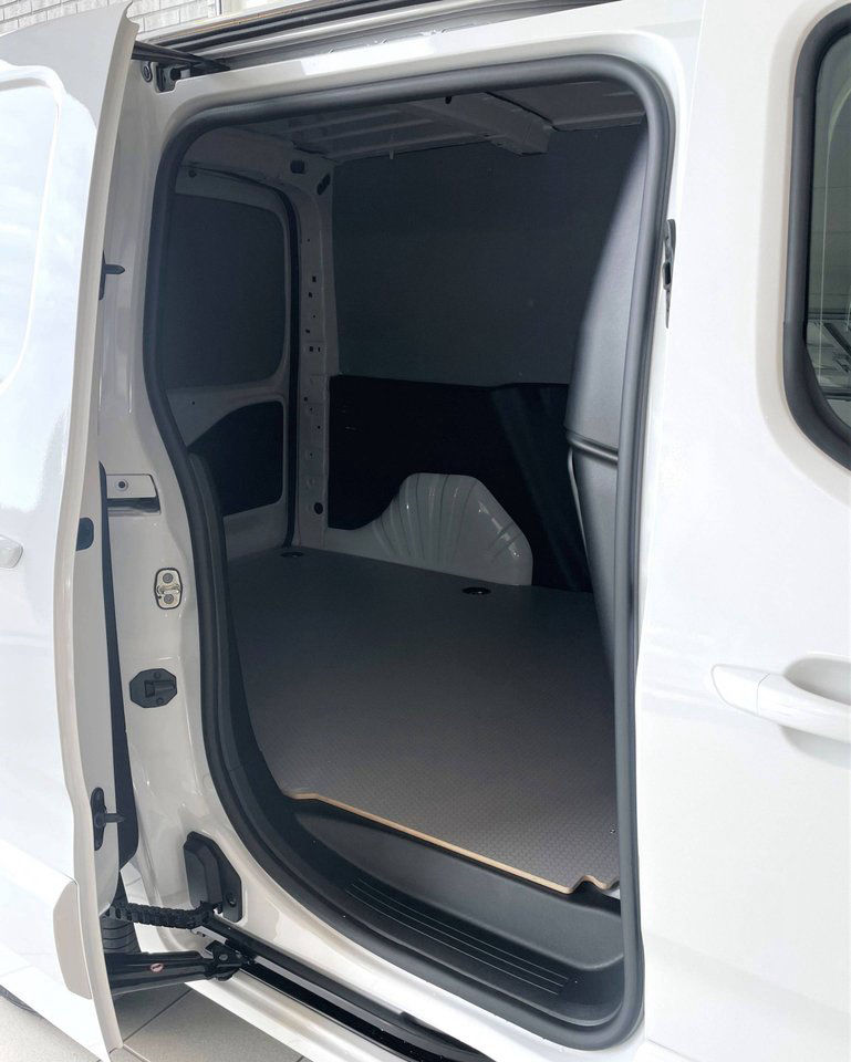 Opel Combo-e L1 Premium ACC