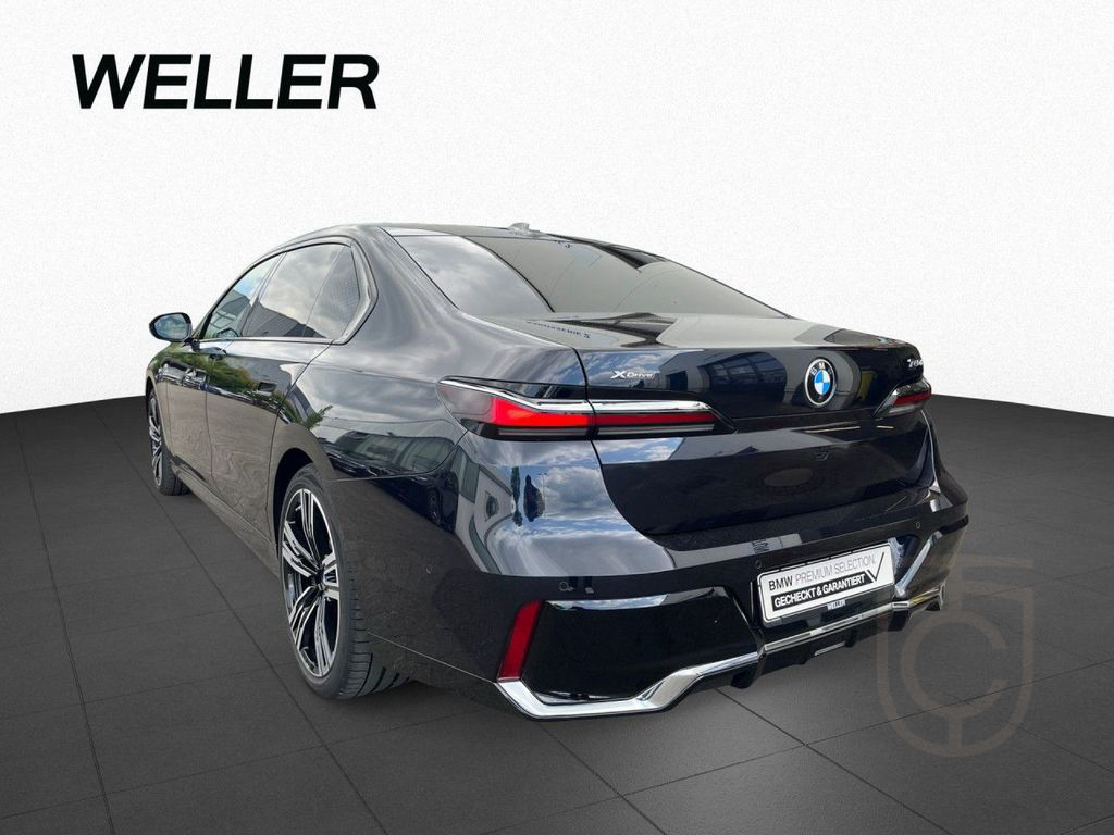 BMW 740d xD M Sport Fond-Ent SkyL AutobahnA StHz 21"
