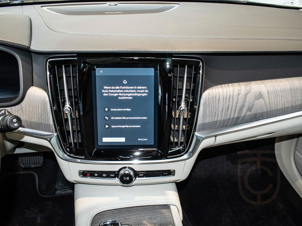 Volvo V90 Kombi B4 (Diesel) Mild-Hybrid Plus Bright