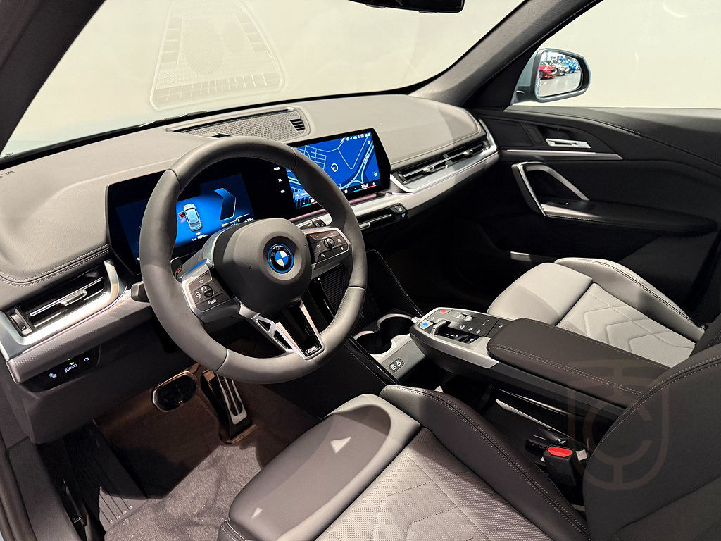 BMW iX1 xDrive30