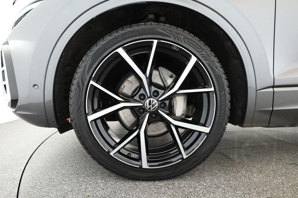 Volkswagen Touareg 3.0 TDI 4M R-Line Leder Pano DCC 22" AHK