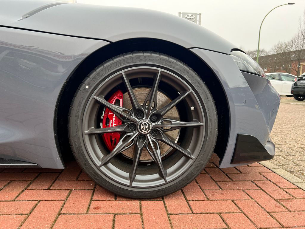 Toyota GR Supra 3,0 l Twin-Scroll Turbo Coupe Legend