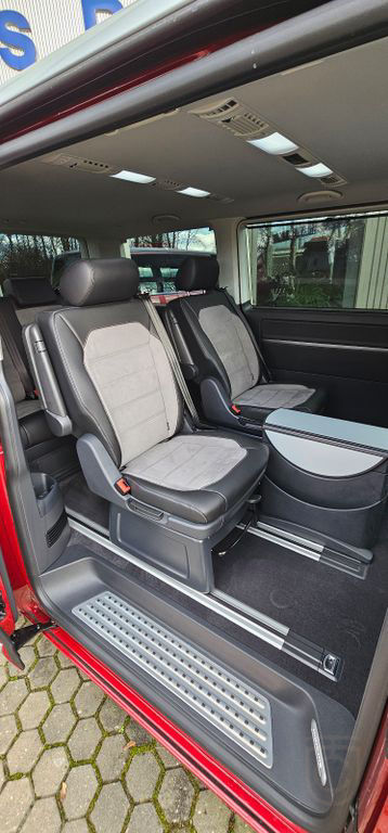 Volkswagen T6.1 Multivan Highline 2.0 TDI 204 PS 4MO DSG