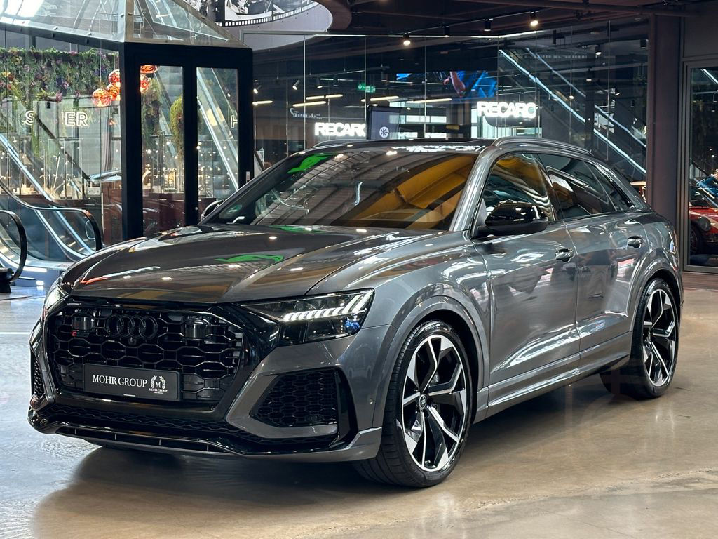 Audi RSQ8 / Keramik / Essentials Paket / Dynamik Plus