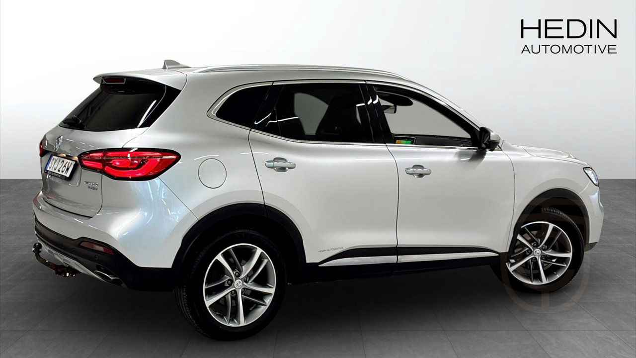 MG EHS PLUG-IN HYBRID LUXURY