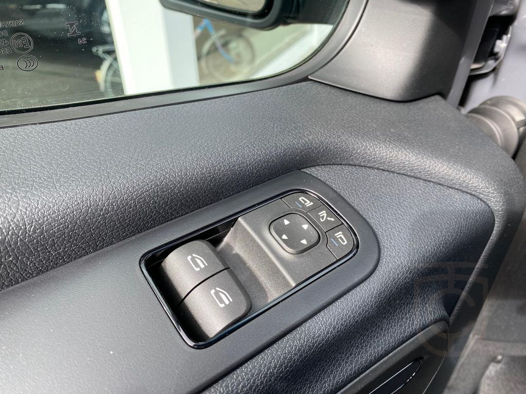 Mercedes-Benz Sprinter 319/419 CDI 4x4 L2H2*9G-tronic *MR*