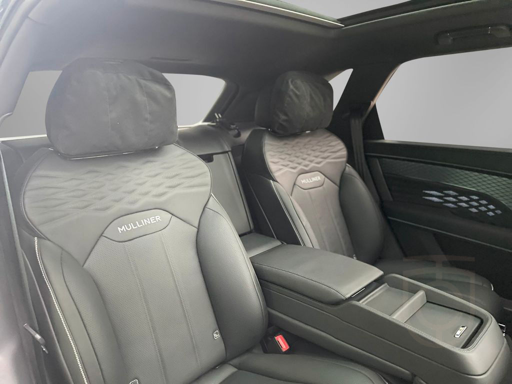 Bentley Bentayga EWB 4.0 Mulliner - Naim/Pano