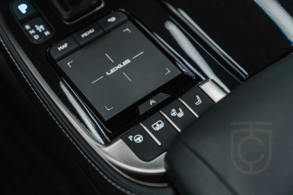 Lexus LS 500 500h Superior*KIRIKOGLASS*FULL OPTIONS