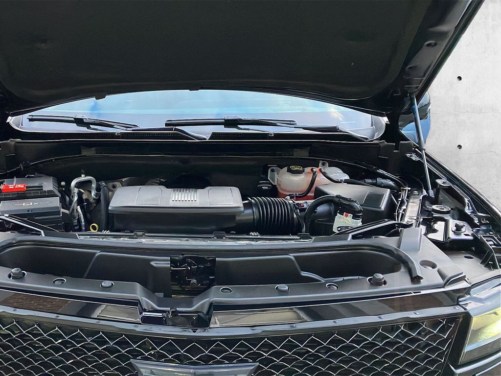 Cadillac Escalade Sport Platinum AWD *Voll*