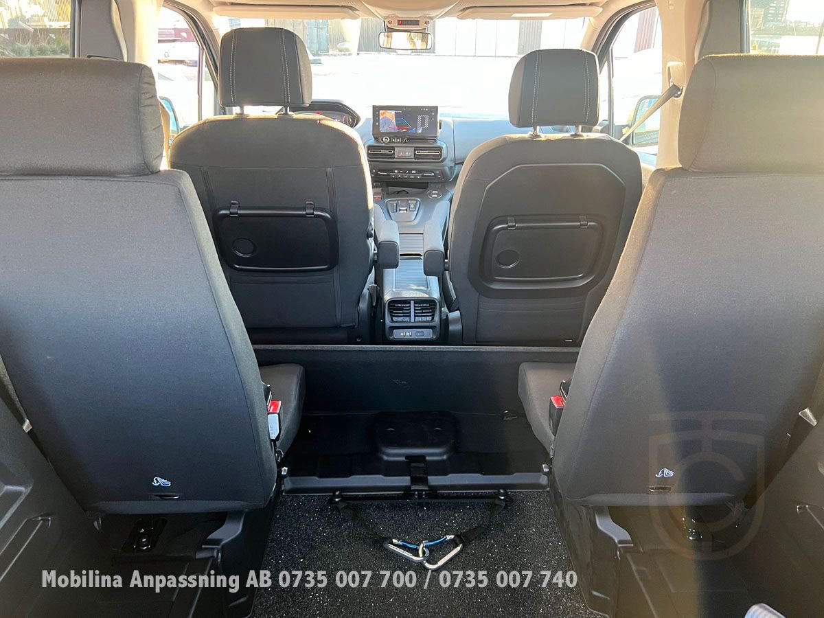 Peugeot Rifter Handikappanpassad Rullstolsbil