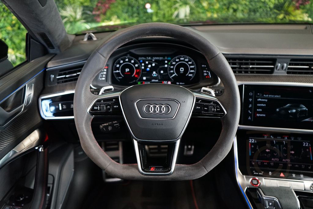Audi RS7 PERFO*DRC*B&O*MATRIX*HUD*360*98.678€ NETTO