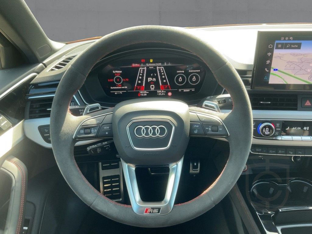 Audi RS4 Avant TFSI MATRIX+NAVI+HuD+B&O+ACC+PANO+20"