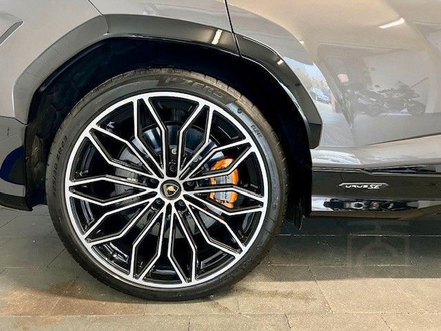 Lamborghini Urus 4.0 V8 PHEV SE