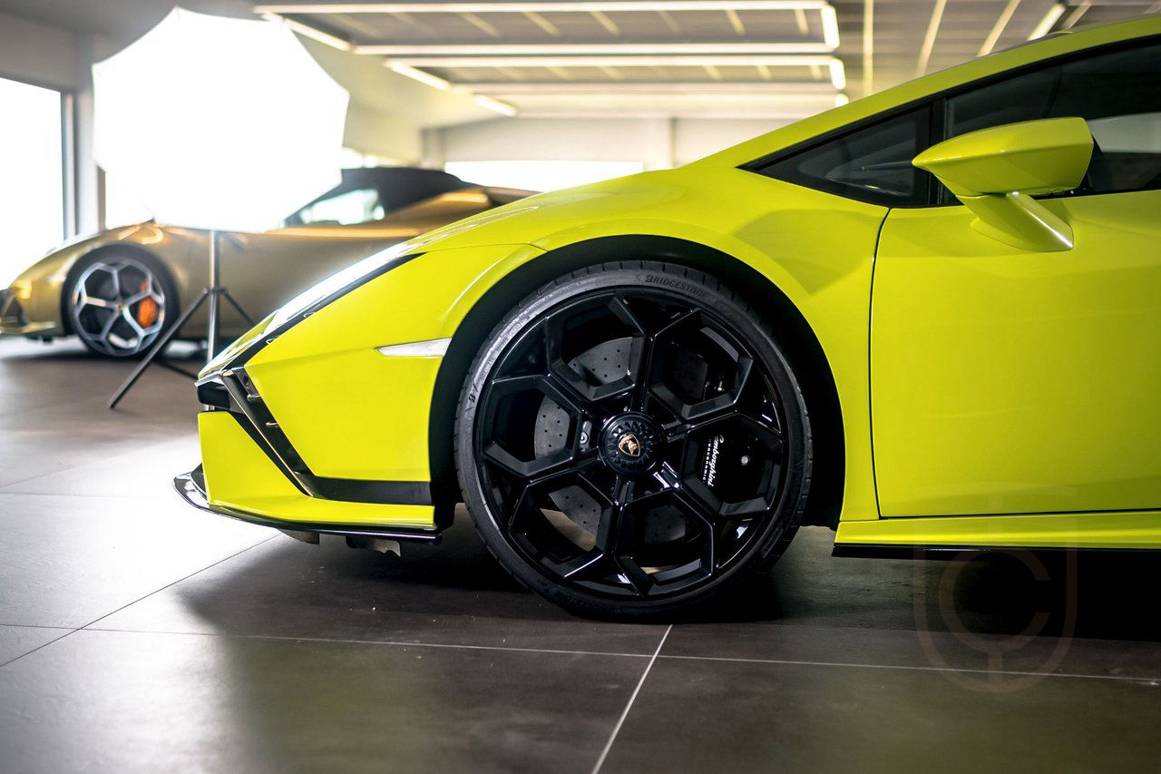 Lamborghini Huracán TECNICA LP 640-2