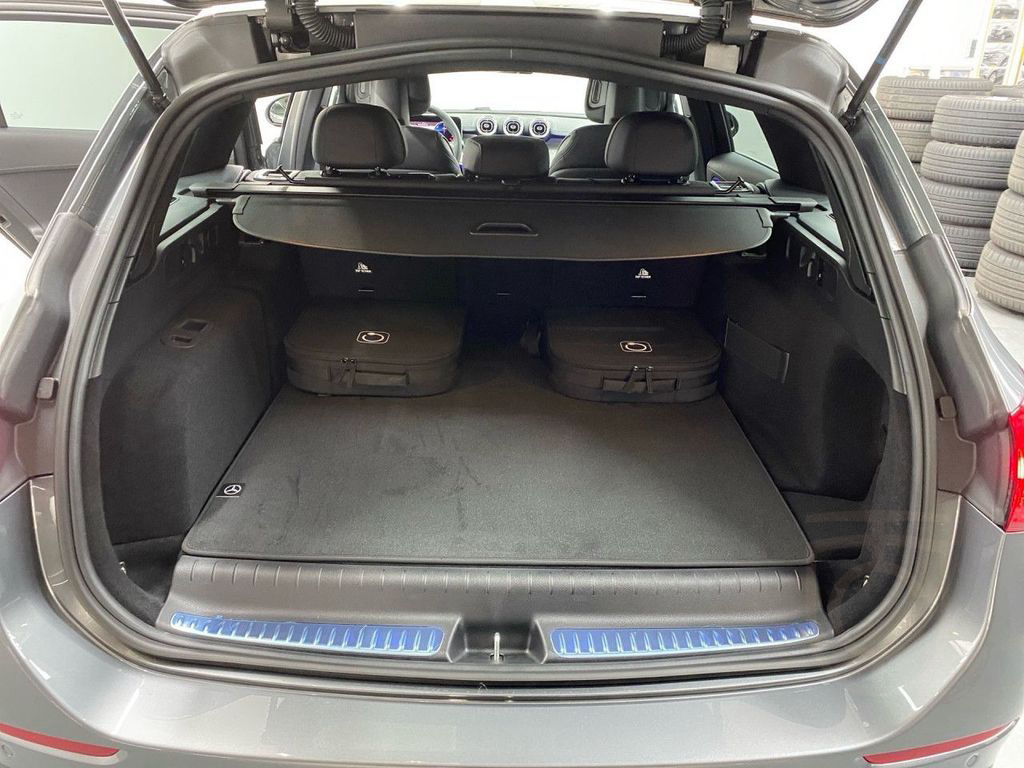 Mercedes-Benz C 300 de T AMG+AHK+PANO+HANDS-FREE+360°+DIGITAL
