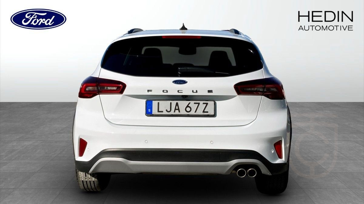 Ford Focus Active 1.0 EcoBoost Hybrid