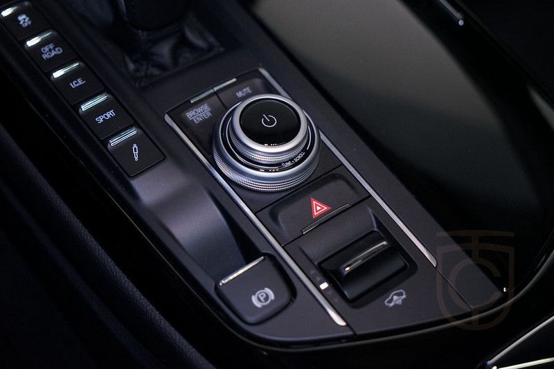 Maserati Levante 2.0 330 MHEV GT Aut*ACC*LED*Pano*RFK*LED
