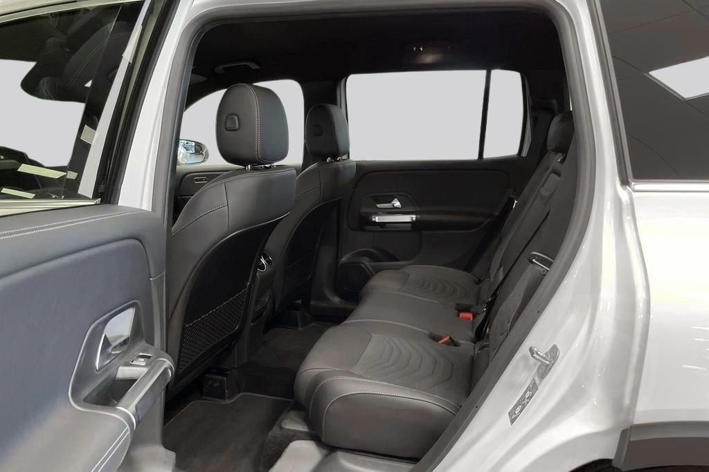Mercedes-Benz GLB 200 7G-DCT Widescreen Navigation