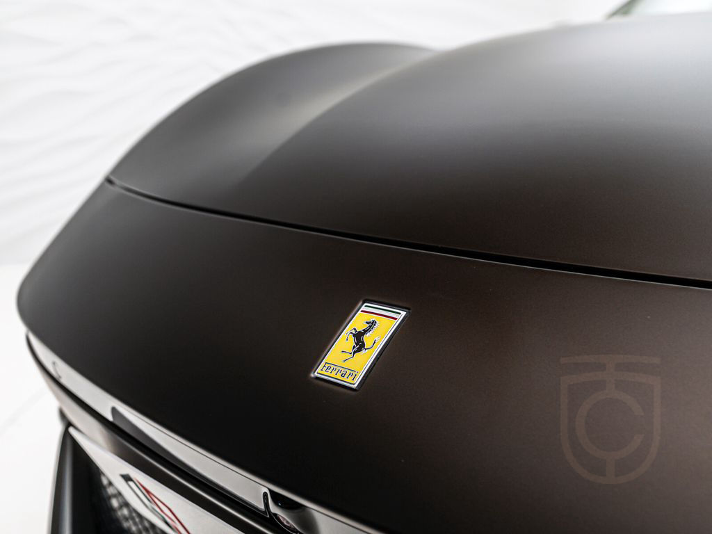 Ferrari Purosangue Tailor Made*Carbon*Massage Seats