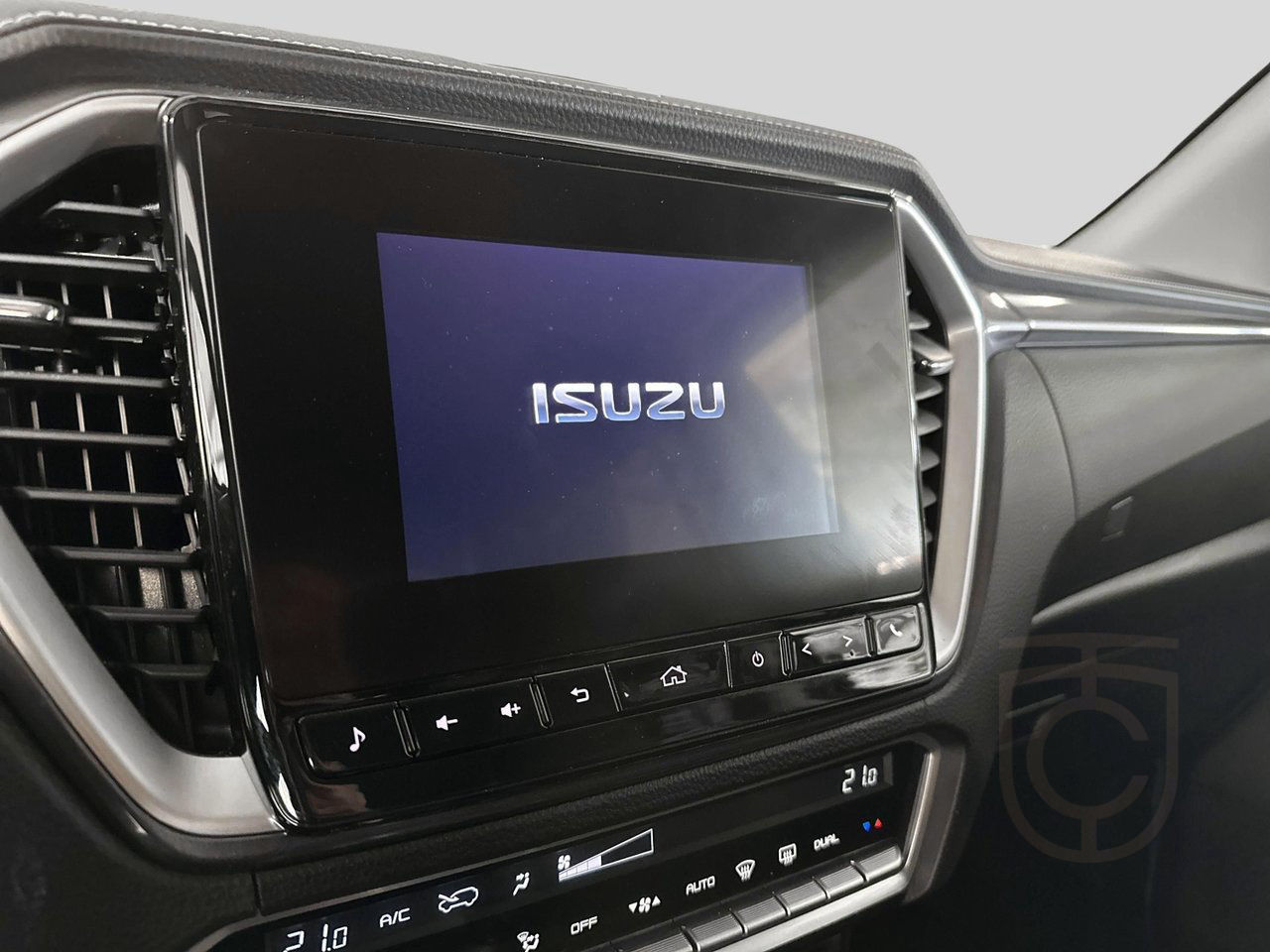 Isuzu D-Max XRL DC CNG 20"