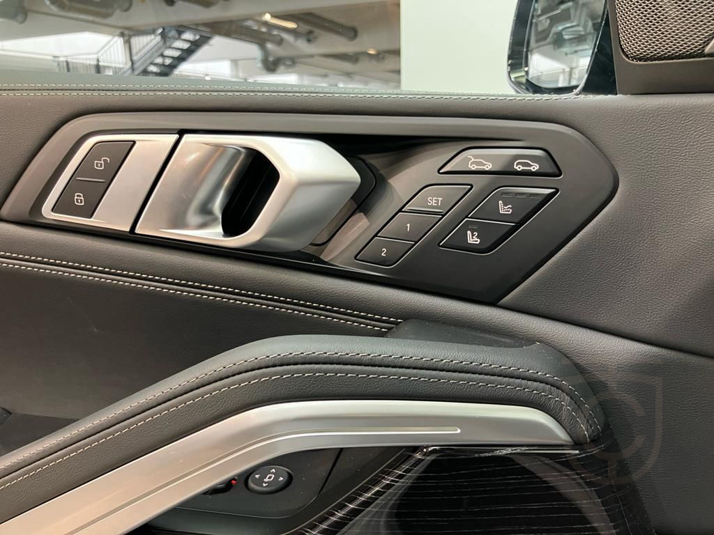 BMW X6 M60i xDrive M Sport Pro+MEGA Ausstattung