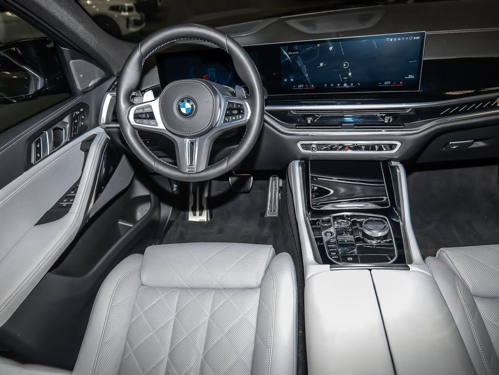 BMW X6 M60i xDrive M Sport PANO ACC AHK