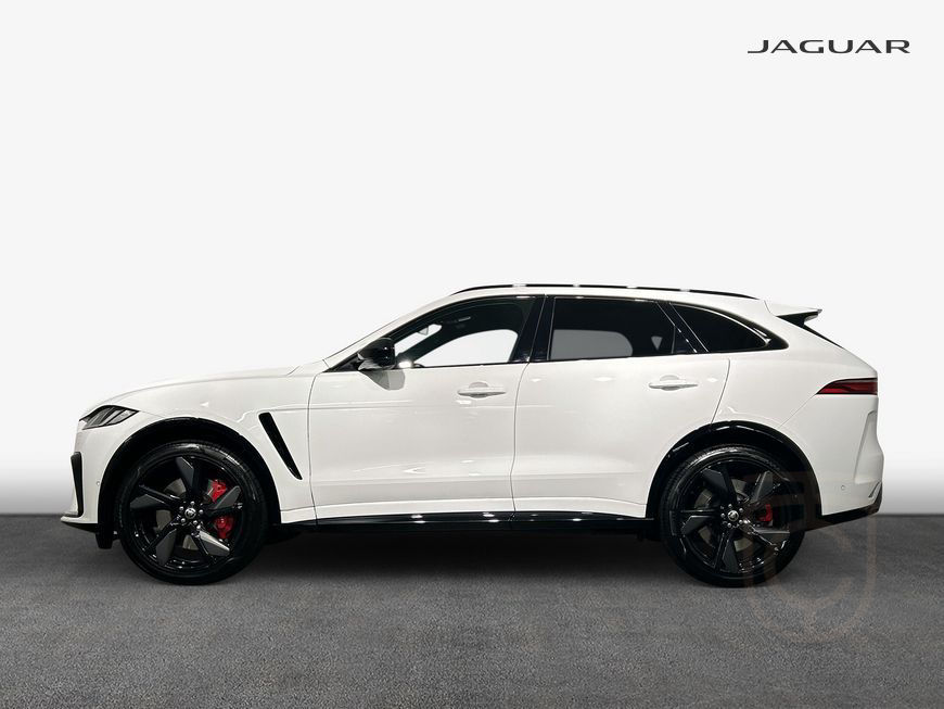 Jaguar F-Pace P550 AWD SVR