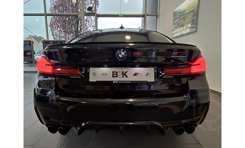 BMW M5 Limousine