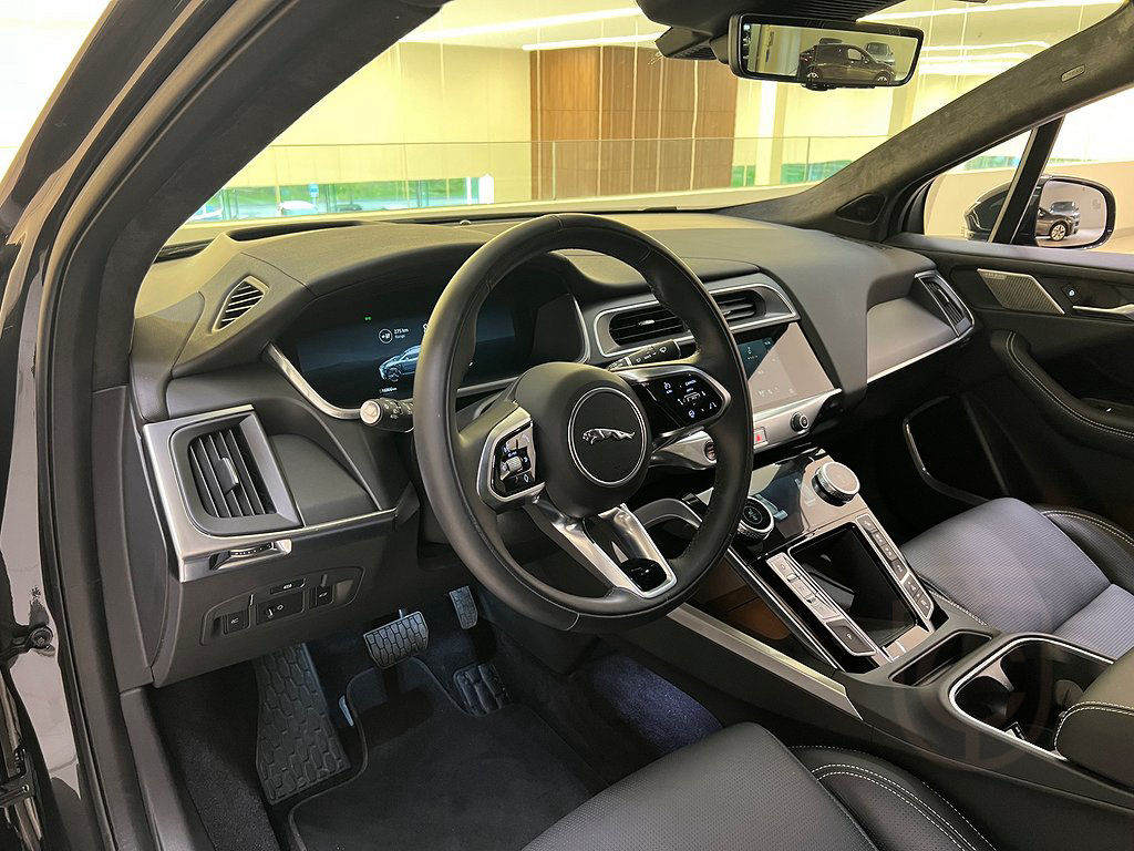 Jaguar I-Pace EV400