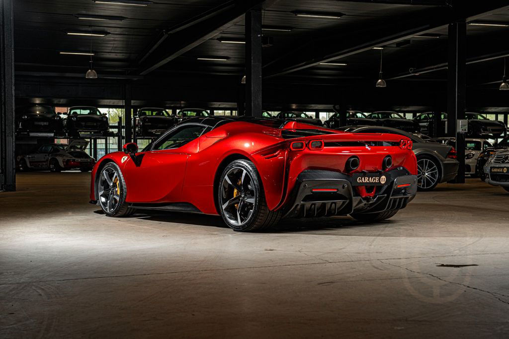 Ferrari SF90 Spider / Full PPF / VAT / 1150 km