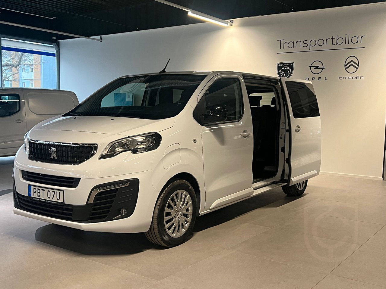 Peugeot Traveller e-Traveller