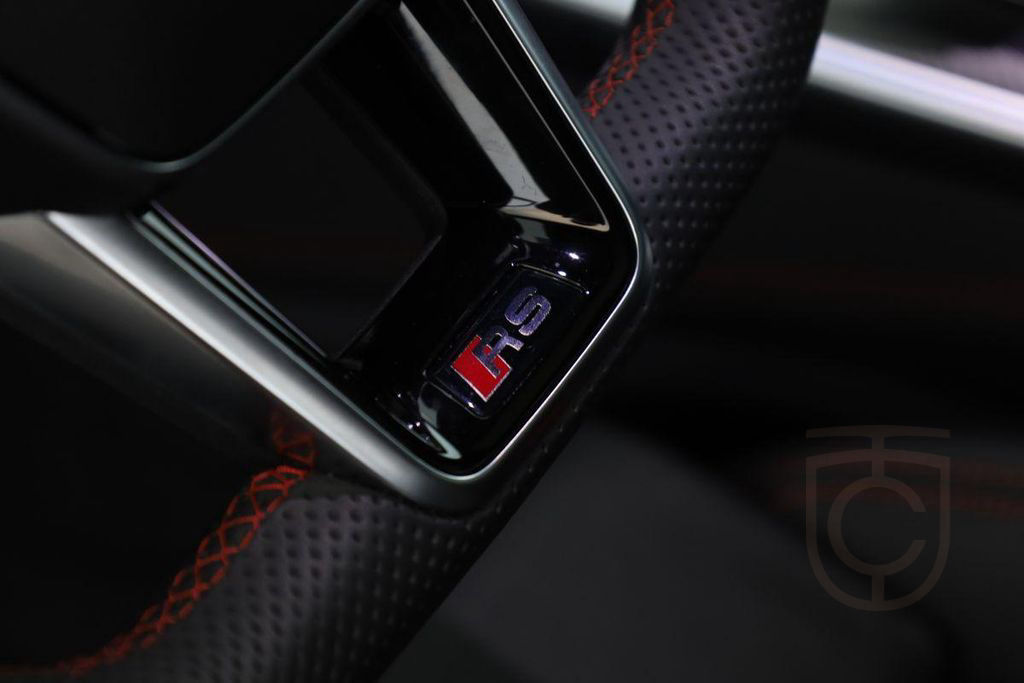 Audi RS6 Avant performance Leder Laser Pano BO 22" RS