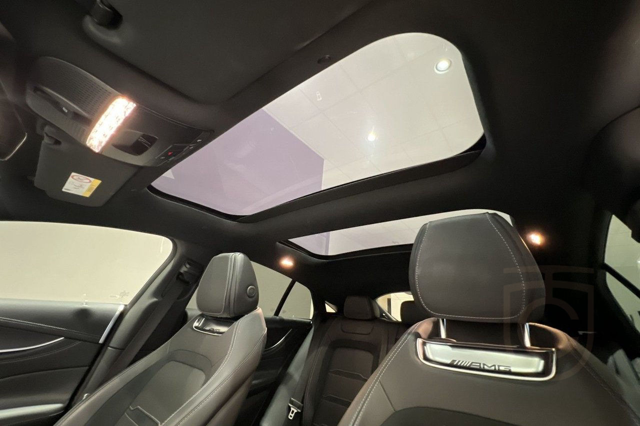 Mercedes-Benz AMG GT 4 43 4MATIC+