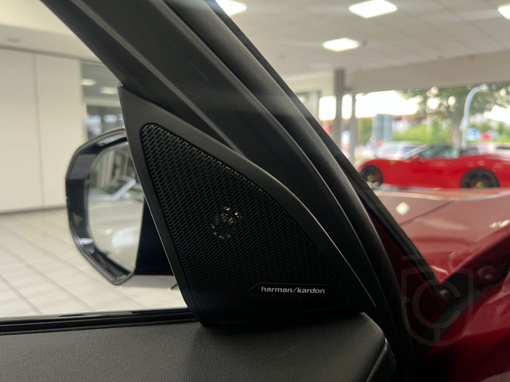 BMW X3 M50 xD*PANO*H-K*STHZG*MEMO*ICONIC*AHK*360°