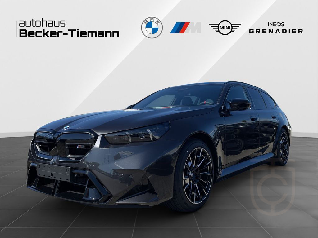BMW M5 Touring - UPE 157.730,- € 0,5% Versteuerung!!