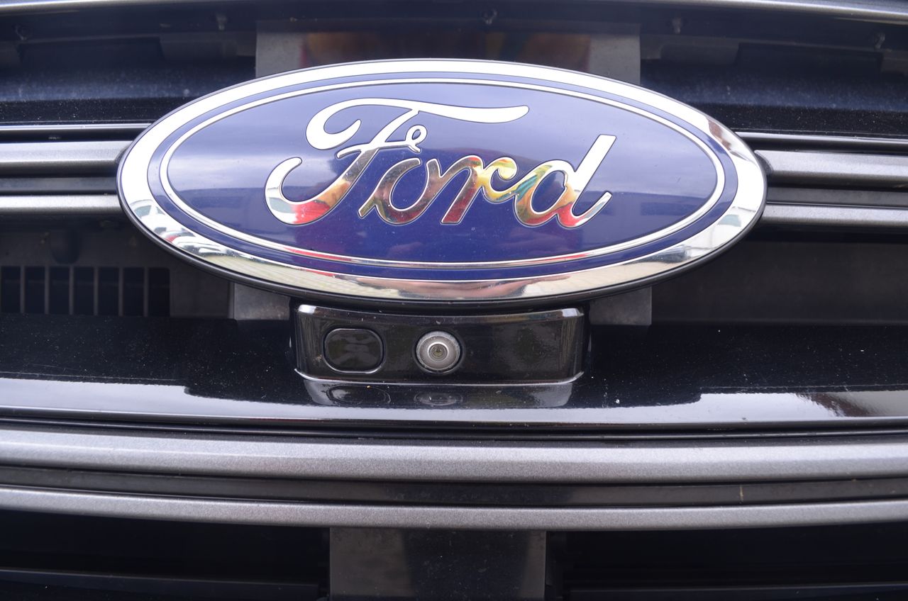 Ford Edge Sport/AWD/Panorama/TažZař