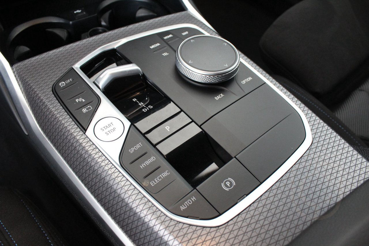 BMW 330e Touring M Sport