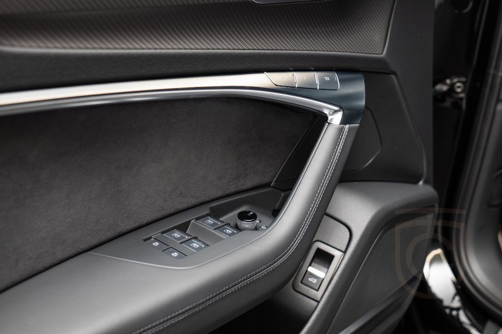 Audi RS6 Matrix-LED/360/HeadUp/Bang&Olufsen/Pano