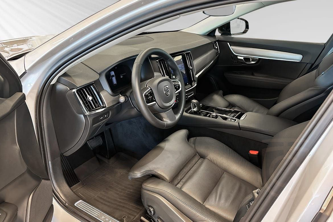 Volvo V90 T6 Plus Dark Edition