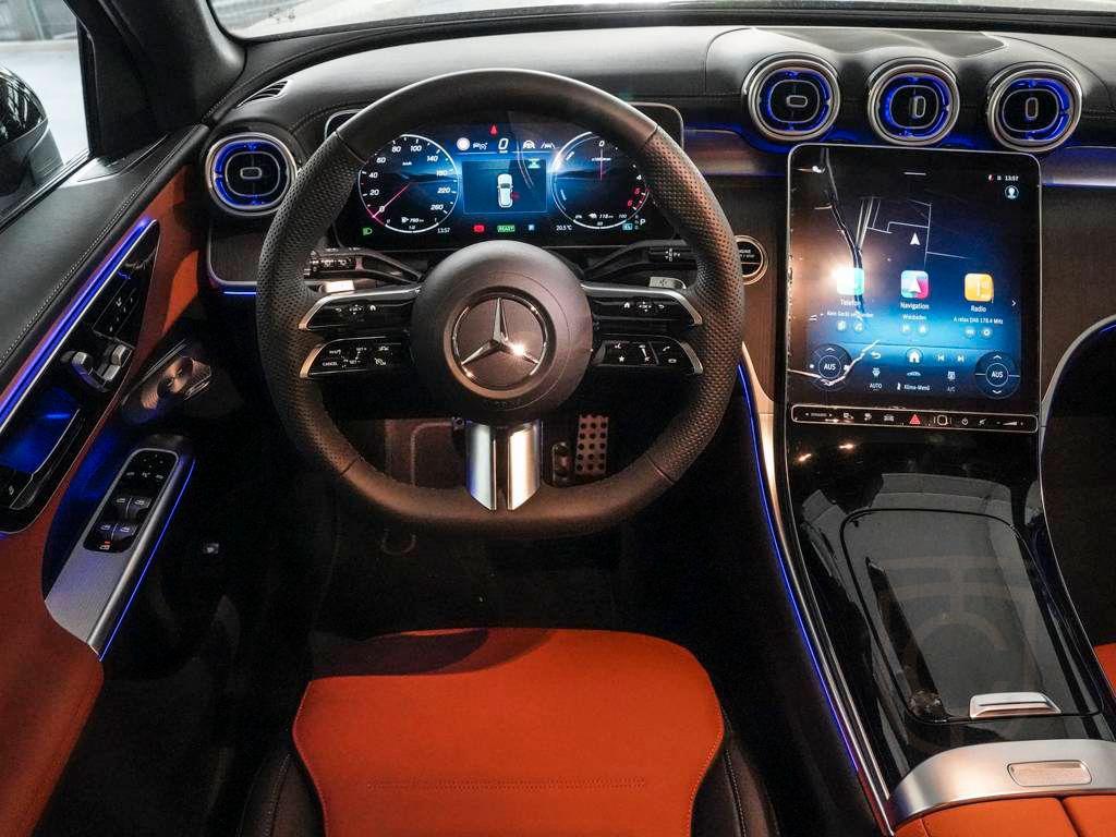 Mercedes-Benz GLC 300 EDITION-AMG-DISTRONIC-PANO-UVP 100.000
