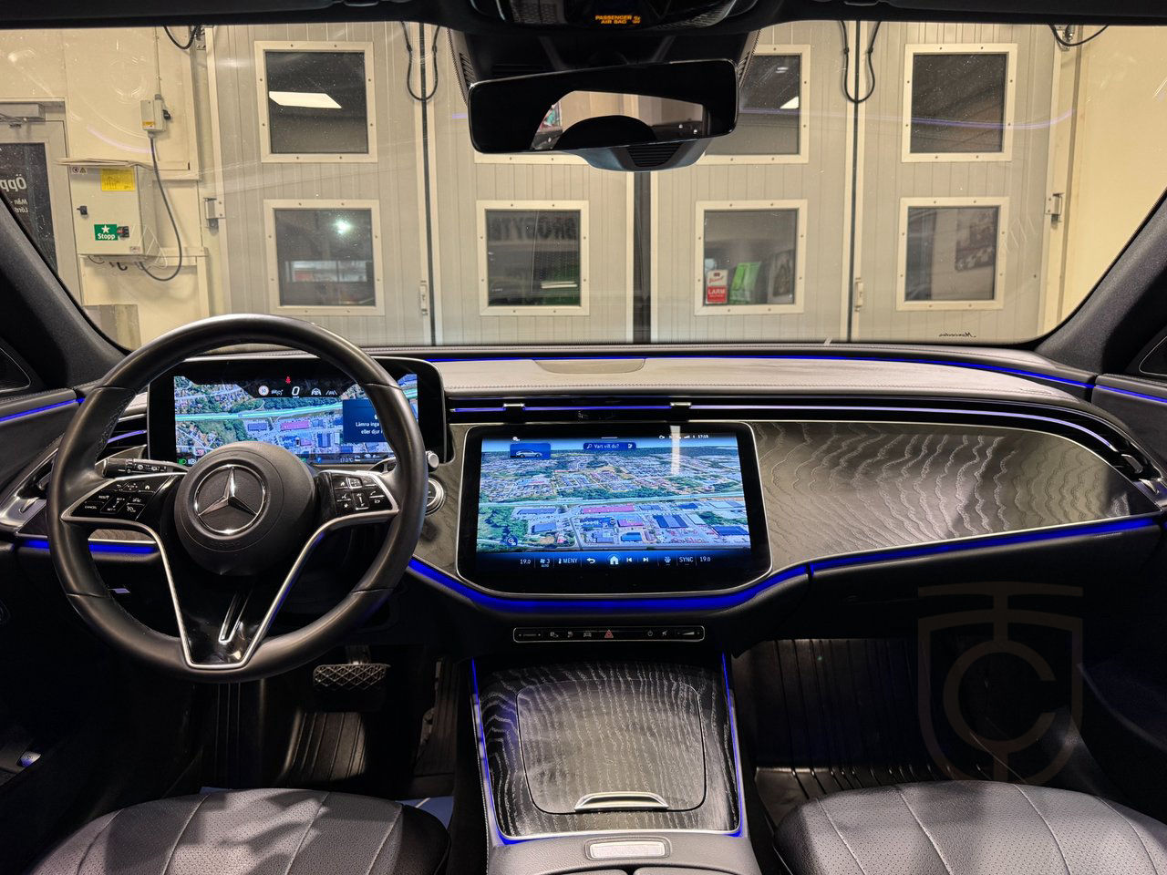 Mercedes-Benz E 300 de 4MATIC All-Terrain Driver assist