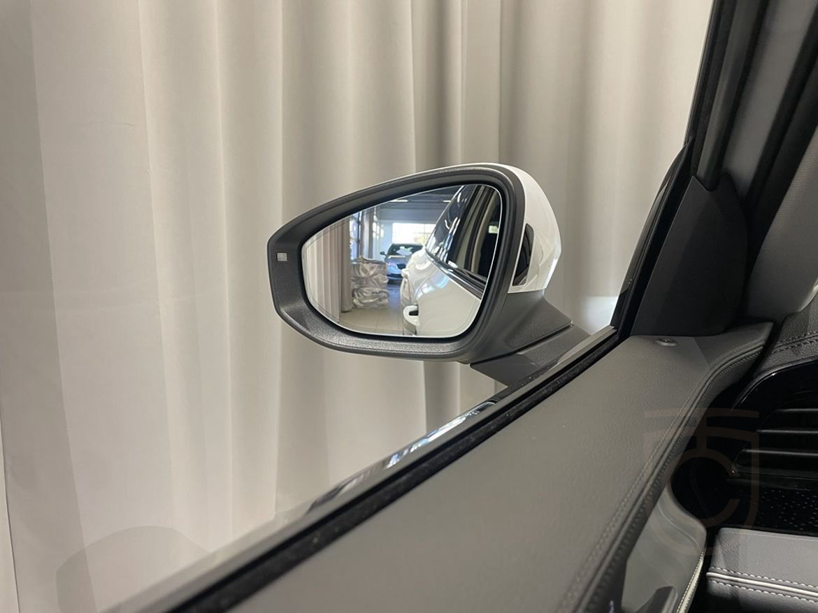 Volkswagen Passat Variant eHybrid 1.5 TSI Business