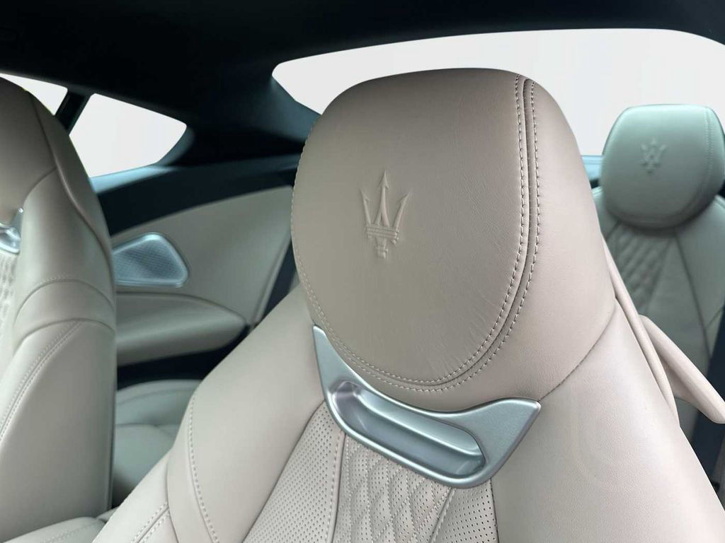 Maserati GranTurismo Modena