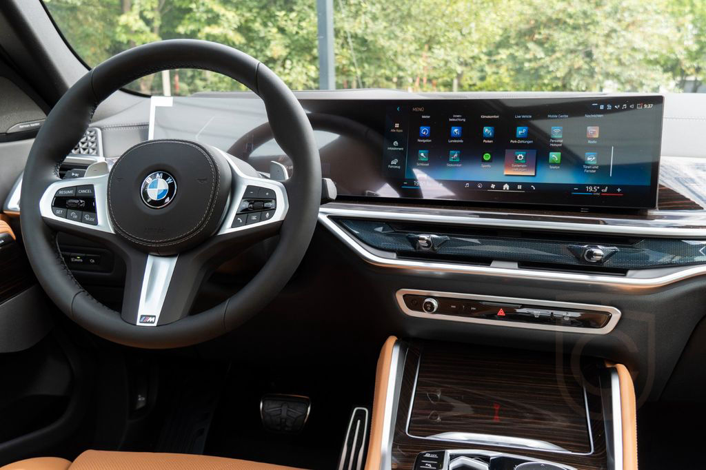 BMW X6 30d M SPORT.DR.ASS.PANO.LUFTF.LED.H/K.HUD.360