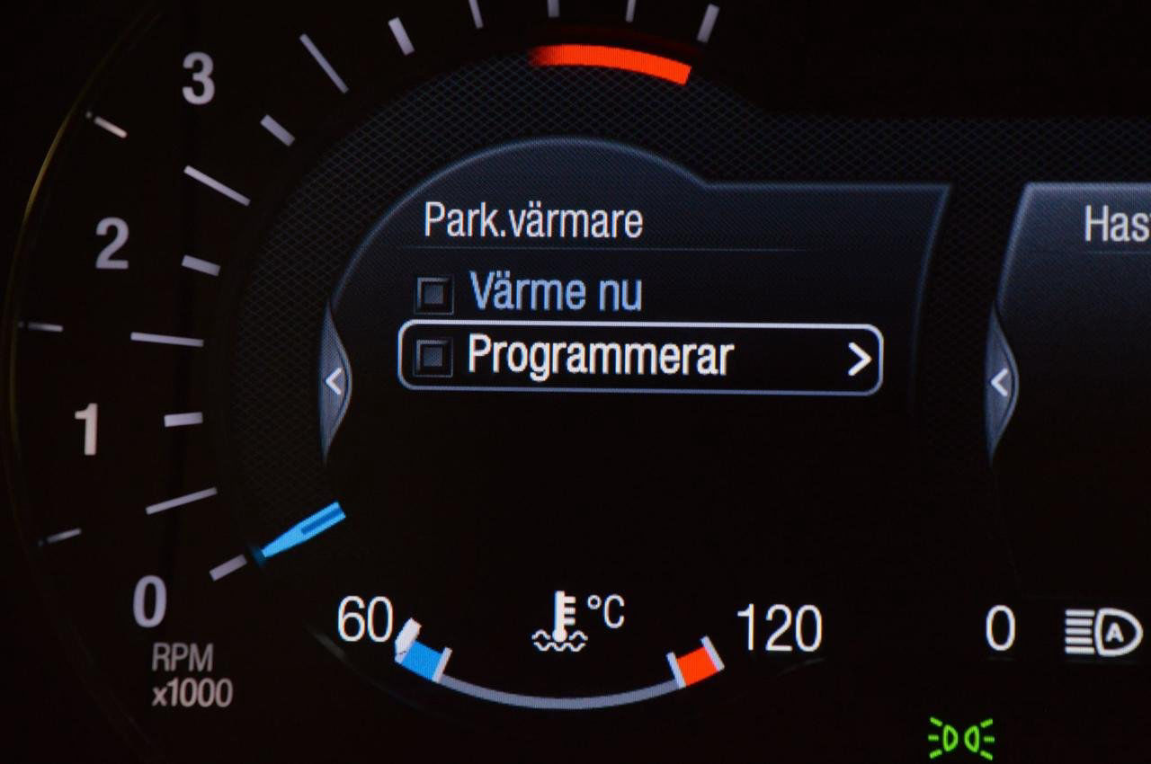 Ford Mondeo 2.0 TDCi 180hk Aut AWD Värmare Drag Navi 1Ägare
