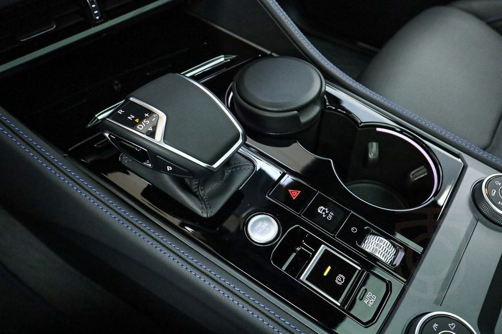 Volkswagen Touareg R 3.0 V6 eHybrid 4M MATT*PANO*DYNAUDIO*M