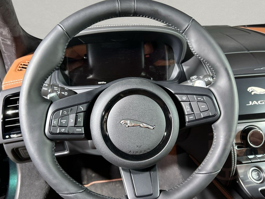 Jaguar F-Type Coupe P450 75 AWD Black-Pack Panorama Tot