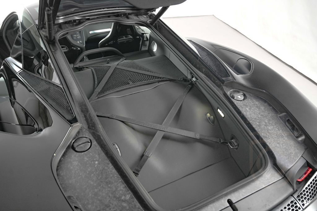 McLaren GT | Premium | Panoramic | B&W | Lift | VAT