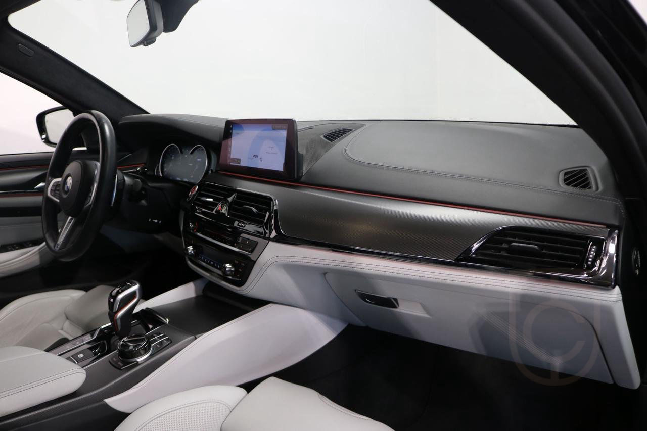 BMW M5 Competition 625hk/ Sv-såld/ 1-brukare/ Keramiska