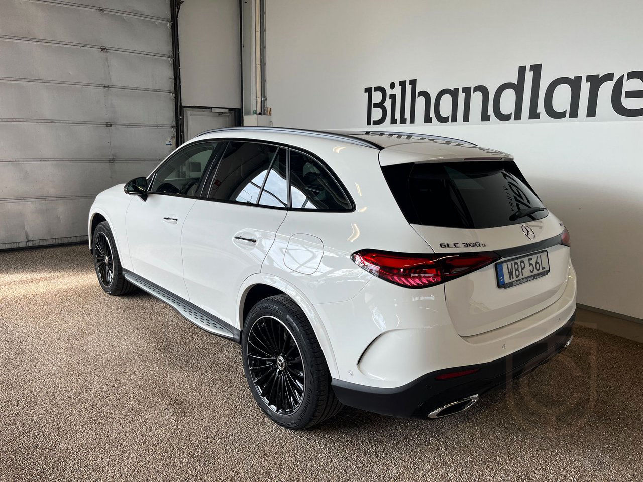 Mercedes-Benz GLC 300e 4MATIC AMG Line Premium Panorama m m